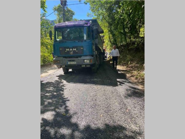 Νέα ασφαλτόστρωση στον δρόμο Στουρναρέικα προς Παλαιοχώρι