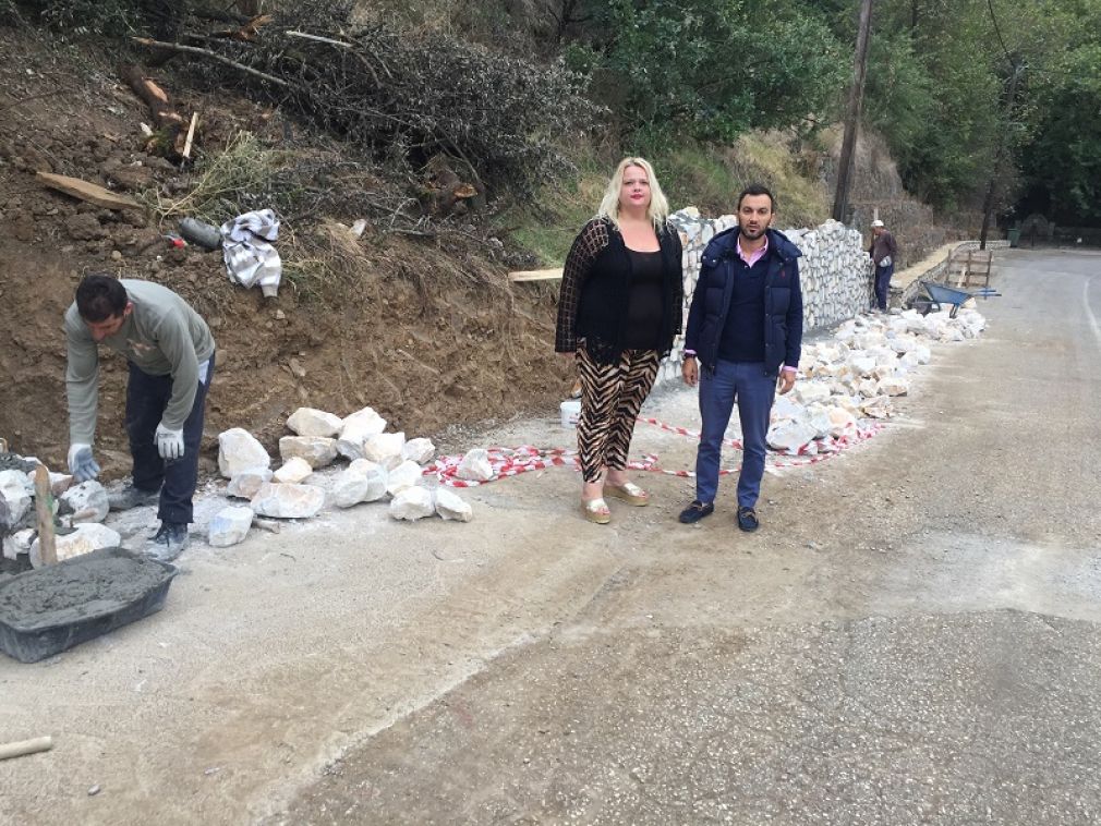 Αυτοψία Ξυλομένου και Διαμαντή στις εργασίες κατασκευής τοιχίου αντιστήριξης στη Δαφνοσπηλιά