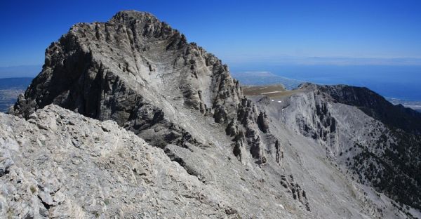 Χωρίς τις αισθήσεις τους εντοπίστηκαν δύο ορειβάτες στον Όλυμπο μετά από χιονοστιβάδα