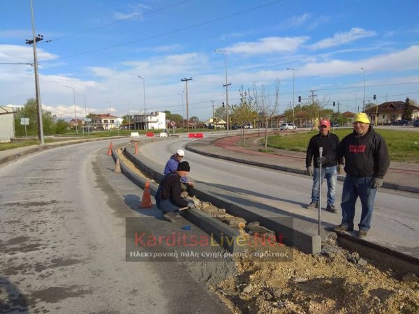 «Στενεύει» η διαχωριστική νησίδα στον κόμβο Καρδιτσομαγούλας (+Φώτο +Βίντεο)