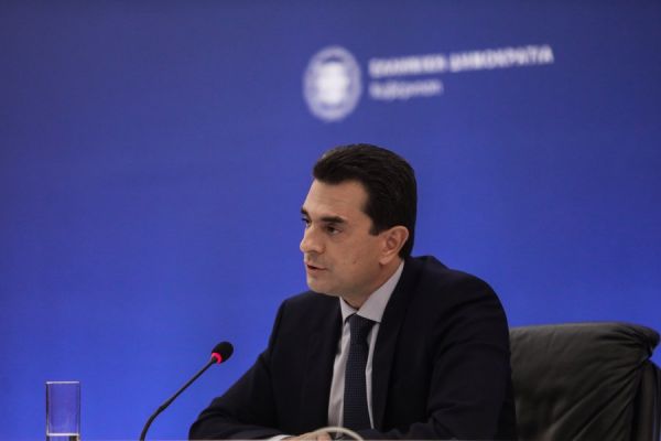 Έκτακτες ανακοινώσεις Κ. Σκρέκα για τις επιδοτήσεις στους λογαριασμούς ρεύματος