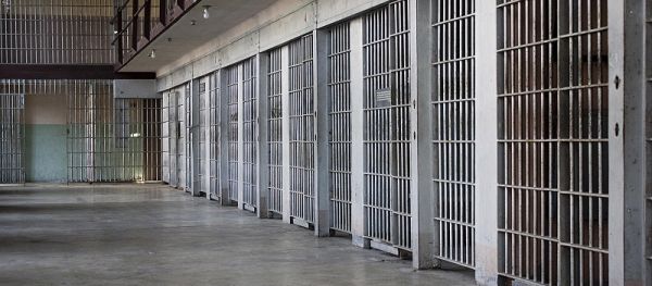 Έφοδος της αστυνομίας στις φυλακές Κορυδαλλού - Εντοπίστηκαν κινητά τηλέφωνα, ναρκωτικά και μαχαίρι