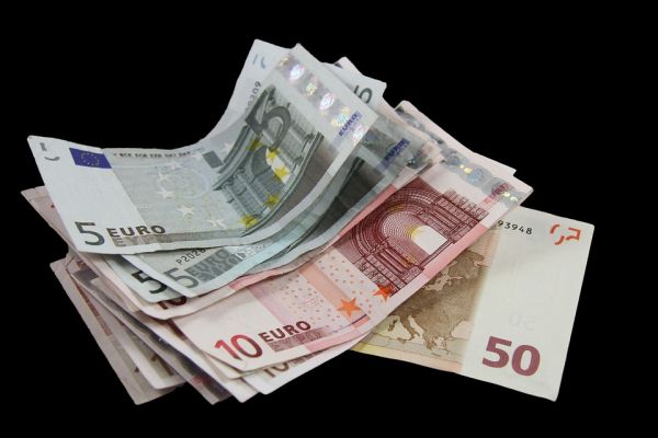 95 εκατ. ευρώ πληρώνουν e-ΕΦΚΑ και ΔΥΠΑ την εβδομάδα 16-20 Οκτωβρίου
