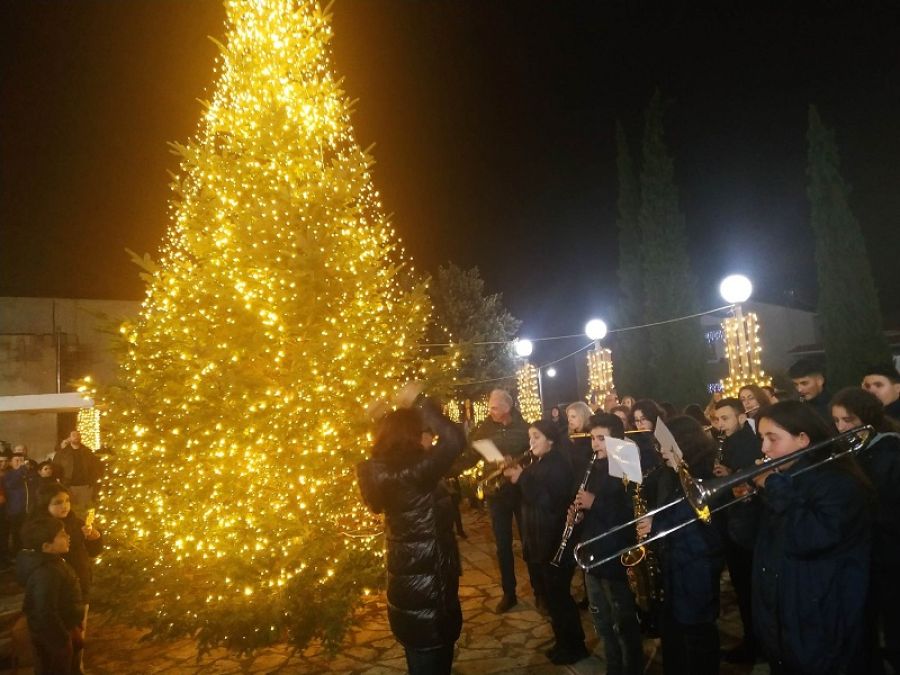 Τη Δευτέρα 11 Δεκεμβρίου η φωταγώγηση του Χριστουγεννιάτικου Δέντρου στο Μουζάκι