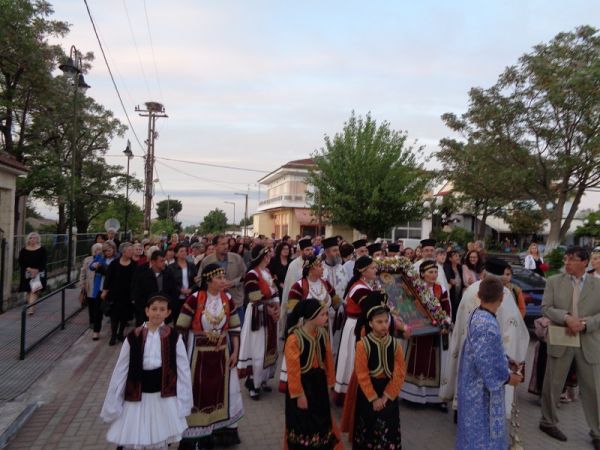 Το Καλλιφώνι τίμησε τον Άγιο Νικόλαο εν Βουναίνοις