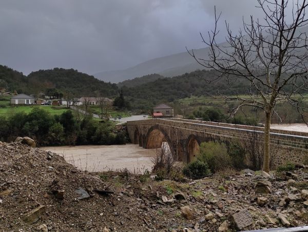 Δημ. Παπακώστας: &quot;Η αναστηλωμένη Ιστορική Γέφυρα Αυλακίου (Καταφυλλίου) ξανά όρθια στον Αχελώο!&quot;