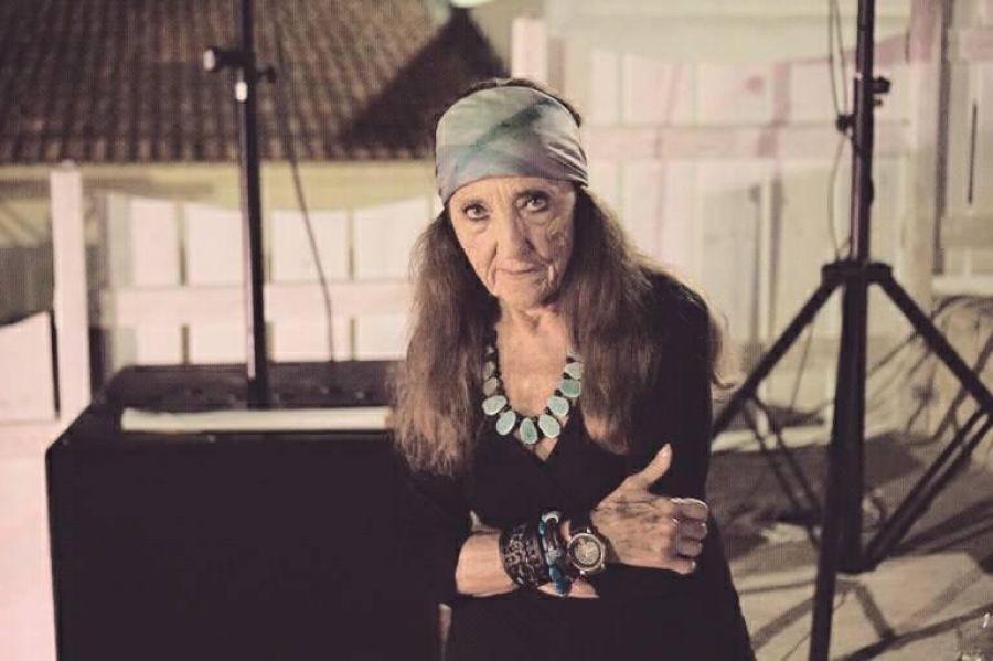 Πέθανε η θρυλική τραγουδίστρια με τη φυσαρμόνικα Γιώτα Γιάννα