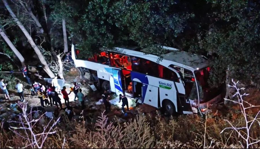 Τουρκία: Λεωφορείο έπεσε σε χαράδρα – 12 νεκροί και 20 τραυματίες