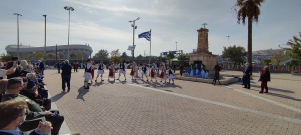 Με ιδιαίτερη λαμπρότητα τιμήθηκε στο Νέο Φάληρο από τους Απανταχού Καρδιτσιώτες και Μαυρομματιανούς η μνήμη του Γ. Καραϊσκάκη