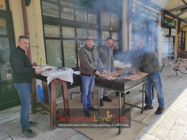 Καρδίτσα: Άνετη επικράτηση της ψησταριάς επί του κρύου στο "ντέρμπι" της Τσικνοπέμπτης (+Φωτο +Βίντεο)