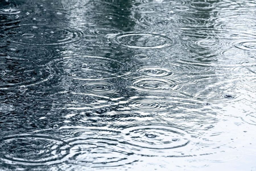 Αρκετή βροχή τις βραδινές ώρες της Κυριακής (25/2) σε Καρδίτσα και ιδιαίτερα στα ορεινά