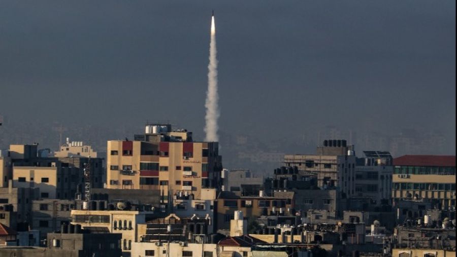 Η Χαμάς εξαπέλυσε αιφνιδιαστική επίθεση ενώ ένοπλοι διεισδύουν στο έδαφος του Ισραήλ - Τουλάχιστον 22 νεκροί