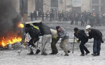 2 χρόνια από την εισβολή της Ρωσίας στην Ουκρανία: Εκατοντάδες χιλιάδες οι νεκροί