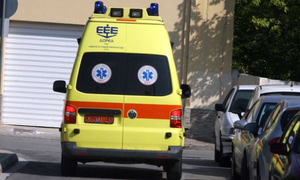 Τροχαίο στη Νίκαια με την εμπλοκή σχολικού λεωφορείου, φορτηγού και ΙΧ αυτοκινήτου – Έξι παιδιά τραυματίστηκαν ελαφρά