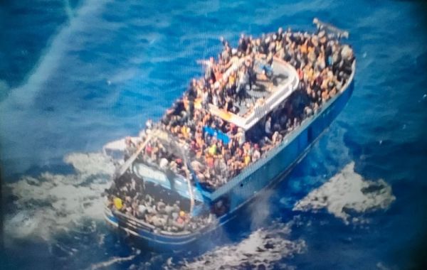 9 συλλήψεις για το ναυάγιο στα ανοιχτά της Πύλου