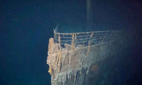 Πλοίο με ρομποτικό βαθυσκάφος σπεύδει στην περιοχή όπου εξαφανίστηκε το τουριστικό υποβρύχιο στο Β. Ατλαντικό