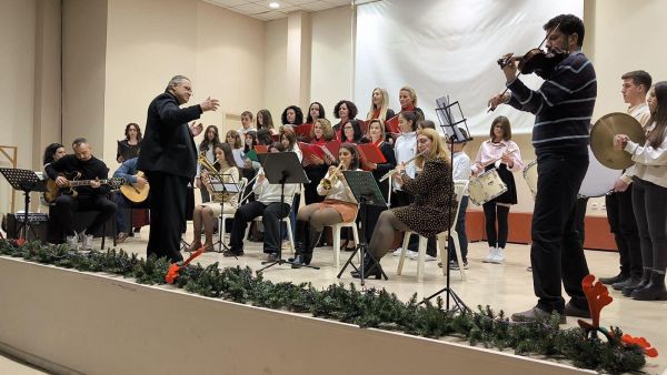 Χριστουγεννιάτικη μουσική πανδαισία από το Δημοτικό Ωδείο Μουζακίου