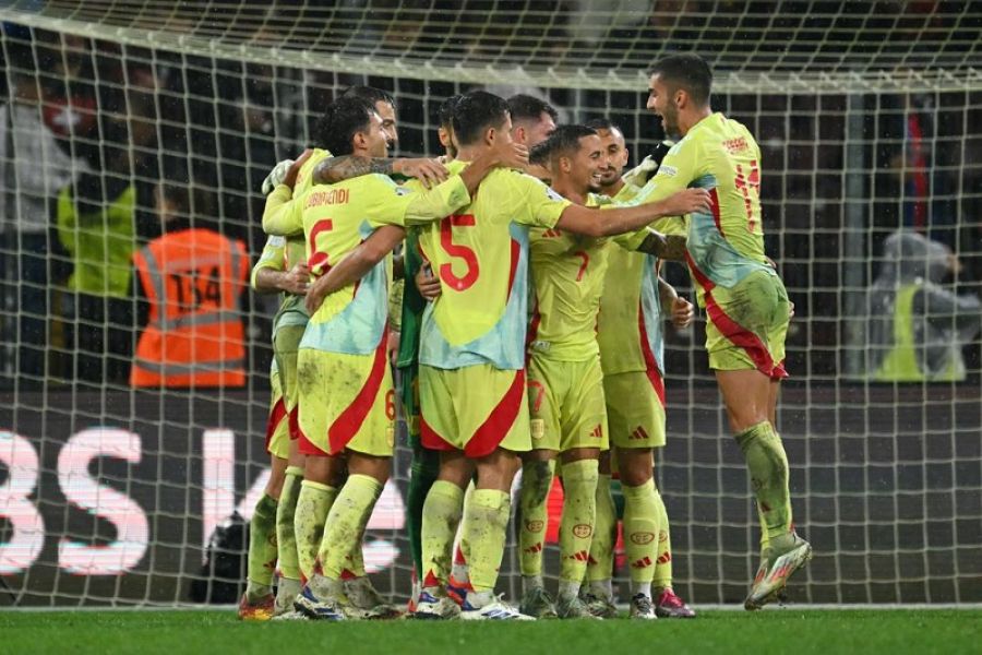 Nations League: &quot;Χόρευε&quot; στη βροχή με 10 παίκτες η Ισπανία - Τα αποτελέσματα των αγώνων