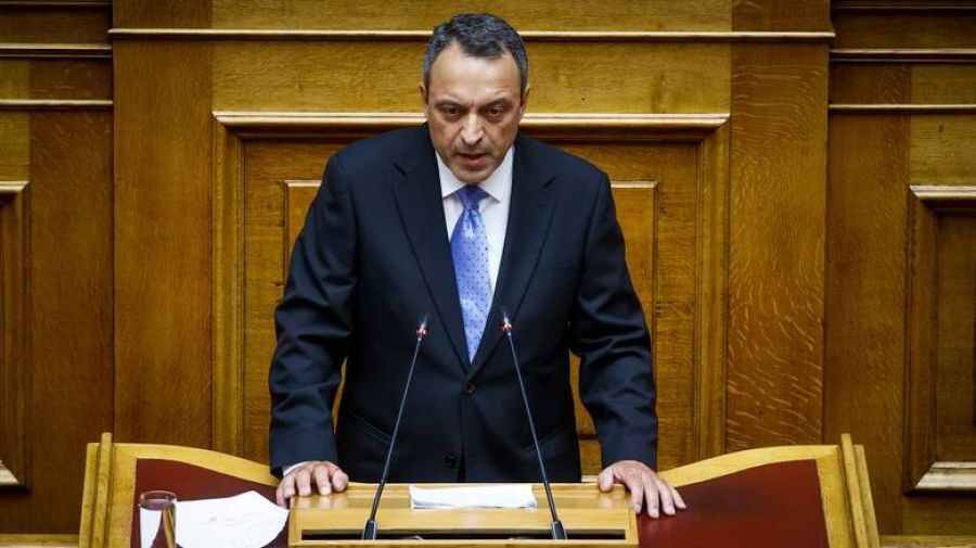 Β. Στίγκας: Η κυβέρνηση χρησιμοποιεί την ρητορική της κλιματικής αλλαγής για να αποποιηθεί τις ευθύνες της