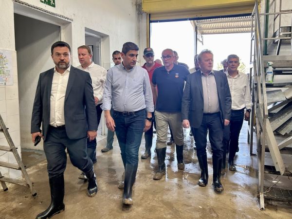 Αυγενάκης - Τριαντόπουλος: Οι επαγγελματίες αγρότες της Θεσσαλίας εντάσσονται στην κρατική αρωγή