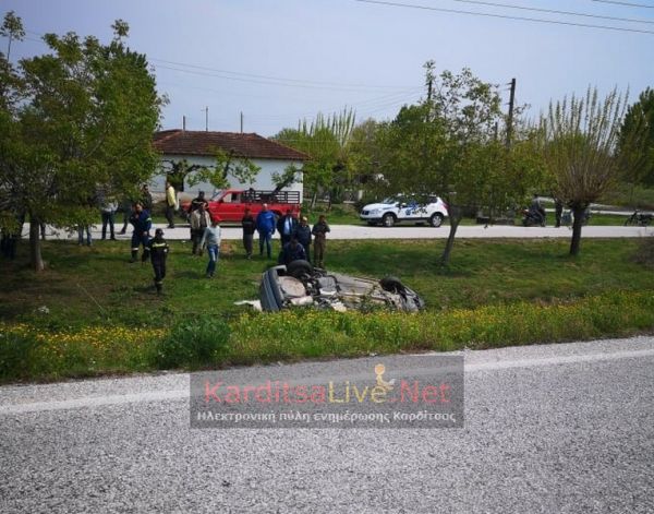 Τροχαίο με δύο τραυματίες στην Ε.Ο. Καρδίτσας - Τρικάλων (+Φώτο)