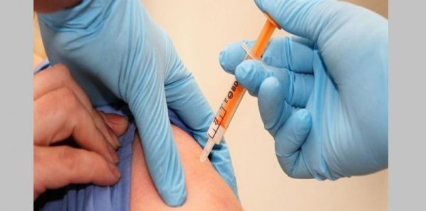 Εμβολιάστηκαν οι πρώτοι τέσσερις εκπαιδευτικοί σχολείων του ν. Καρδίτσας - Ηλικιακά τα κριτήρια