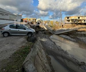 Κακοκαιρία &quot;Bora&quot;: Μεγάλες καταστροφές στη Ρόδο - Πάνω από 80 απεγκλωβισμοί (+Φωτο)