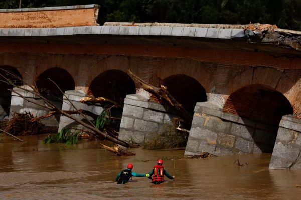 Ισπανία: Τρεις νεκροί και άλλοι τόσοι αγνοούμενοι από την κακοκαιρία - Πλημμύρες και ποτάμια λάσπης